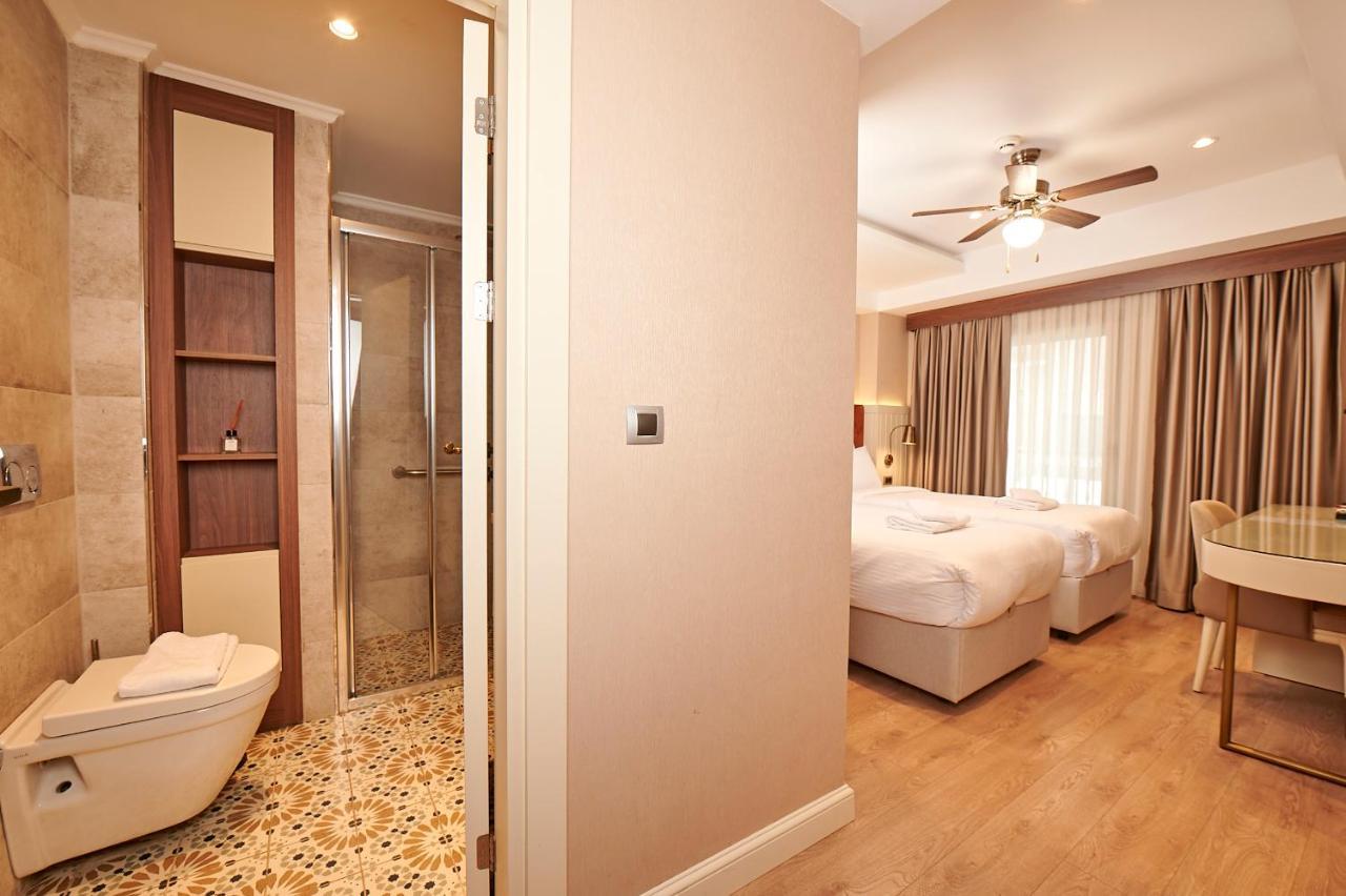 Saratoga Boutique Hotel